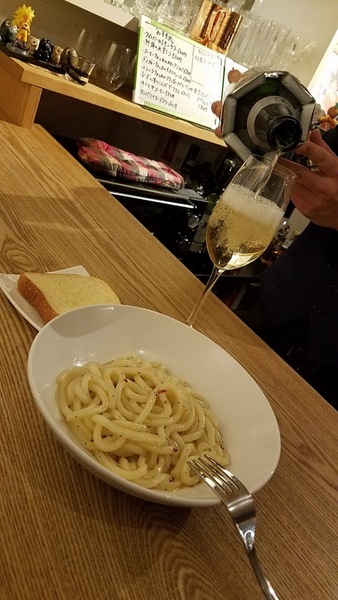 八丁畷のワインバーの無料ご飯の写真